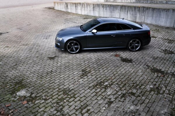 Tuning audio seulement avec nous et en tout temps