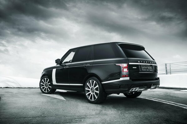 Range Rover montre à quoi il ressemble après le tuning