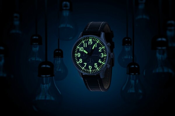 Montre-bracelet avec cadran vert et rétro-éclairage