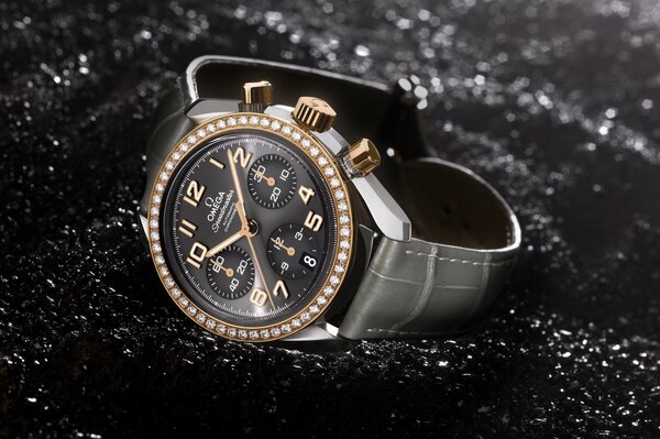 Omega speedmaster montre en or