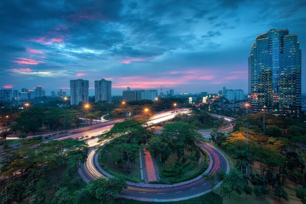 Jakarta dans les lumières de la métropole
