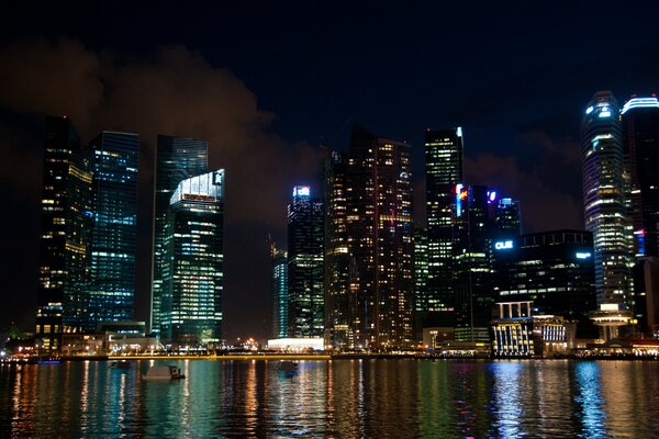Nuit ville Singapour nuit et gratte-ciel