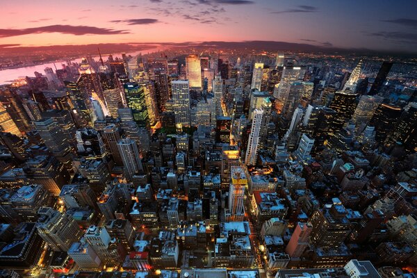 Vue de nuit de Manhattan à vol d oiseau