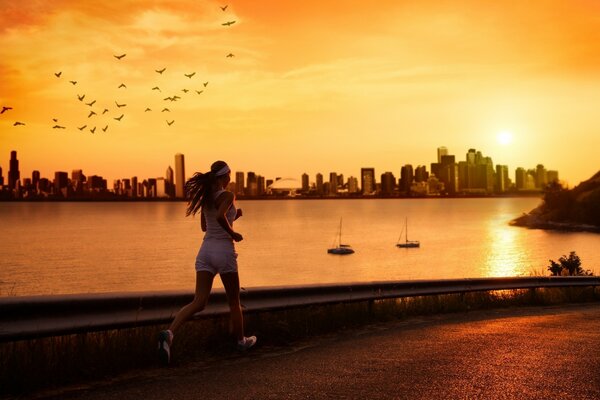 Fille engagée dans le jogging matinal