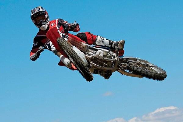 Cool voler sur une moto. Honda crf250r