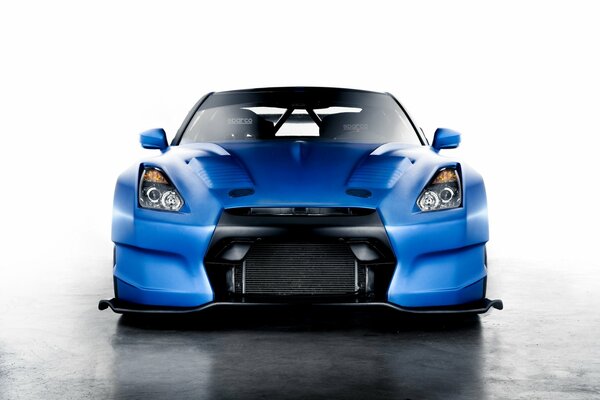 Vaut une belle voiture bleue
