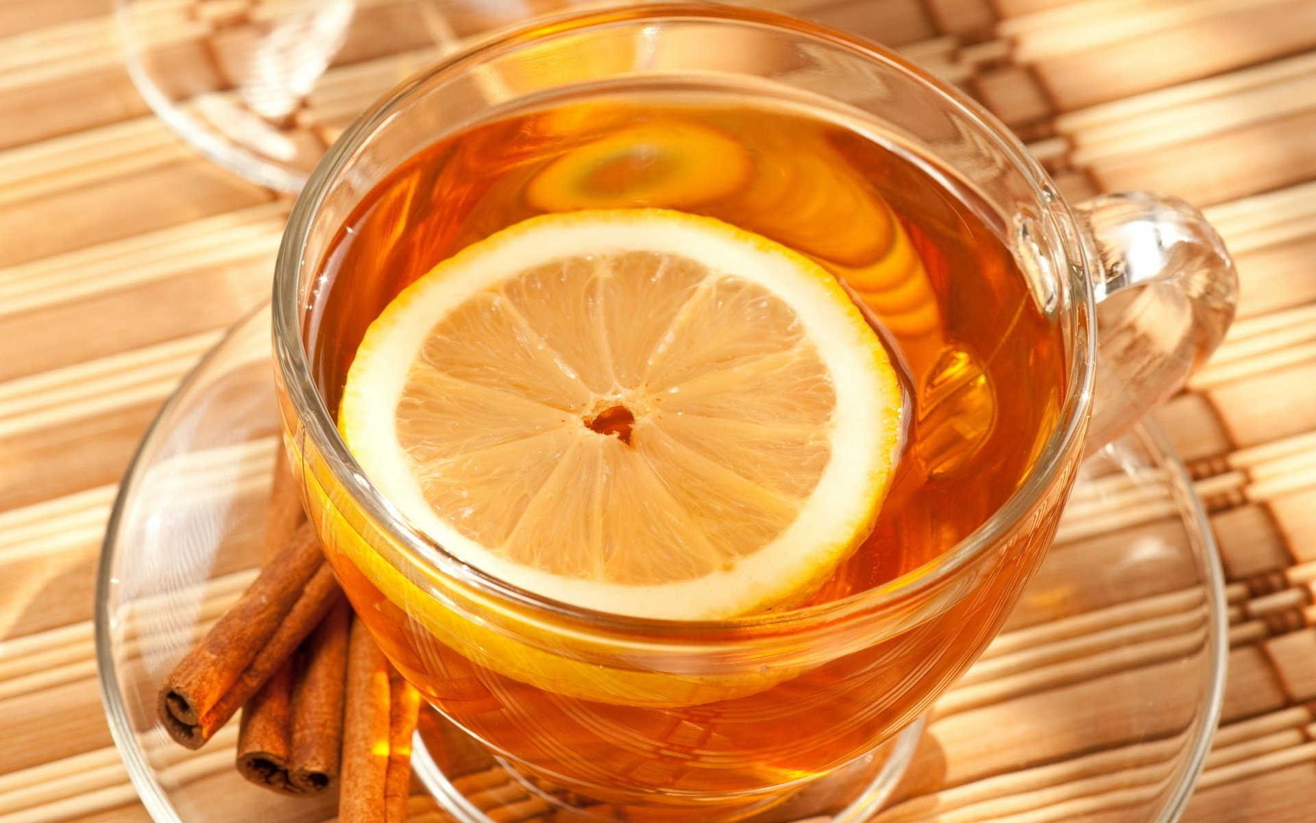 thé citron soucoupe tasse cannelle