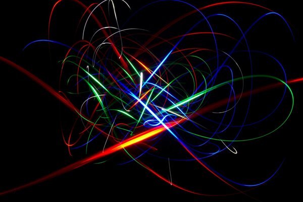 Abstrait géométrique avec des lignes chaotiques multicolores