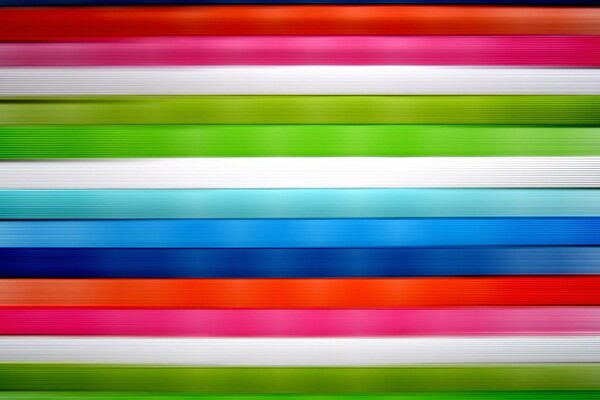 Bandes multicolores de rubans de satin