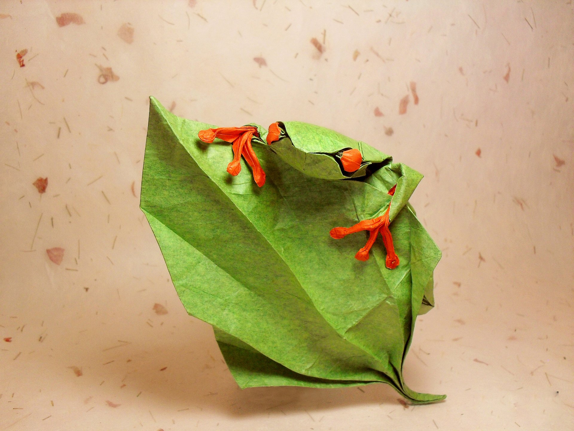 origami grenouille yeux feuille montée vert feuilles montée