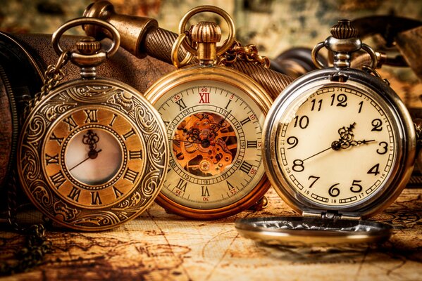 Belle montre de poche Vintage et antique