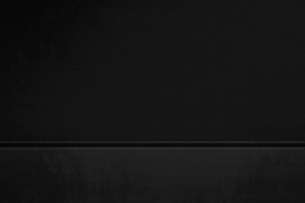 Cuir noir avec deux coutures