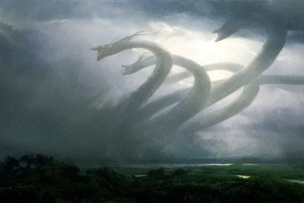 Hydra guerrière dans le brouillard sous les nuages