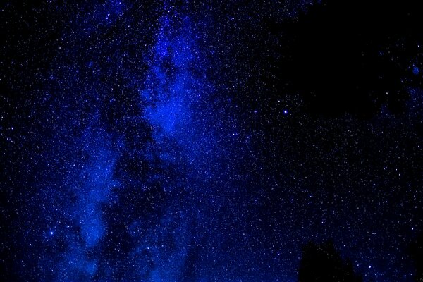 Le bleu envoûtant de l univers