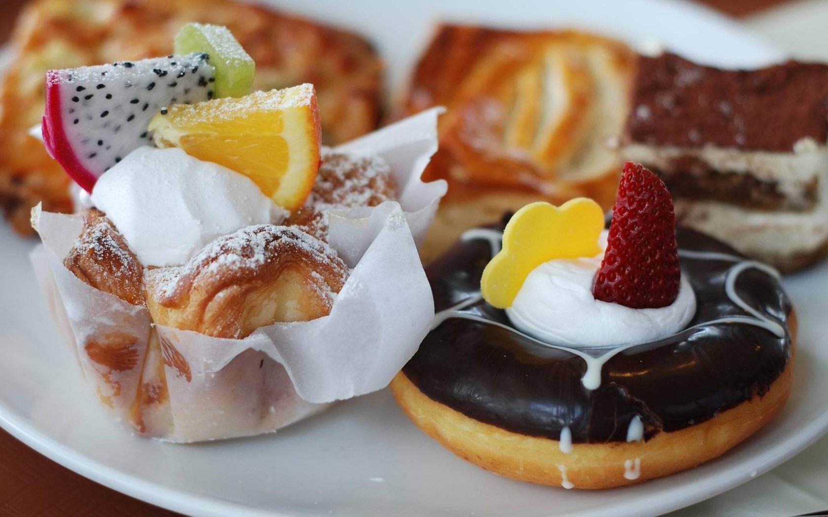 crème gâteau fruits