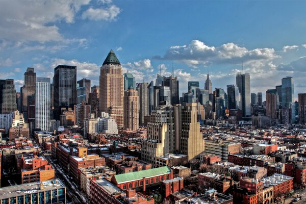 Manhattan par une journée ensoleillée