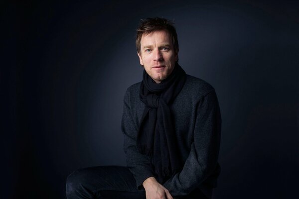Ewan McGregor en noir