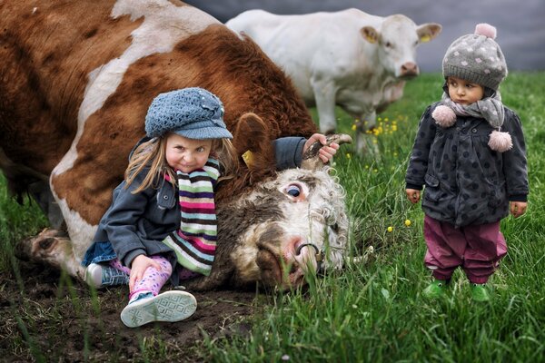Ce sont les enfants qui ont vaincu la vache.