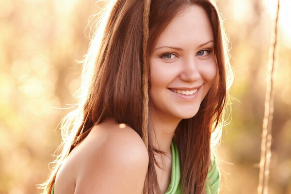 Portrait d une fille en contre-jour