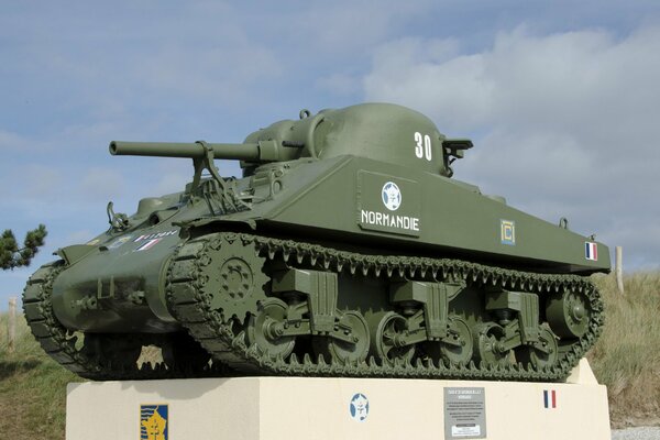 Monument du char de la seconde guerre mondiale