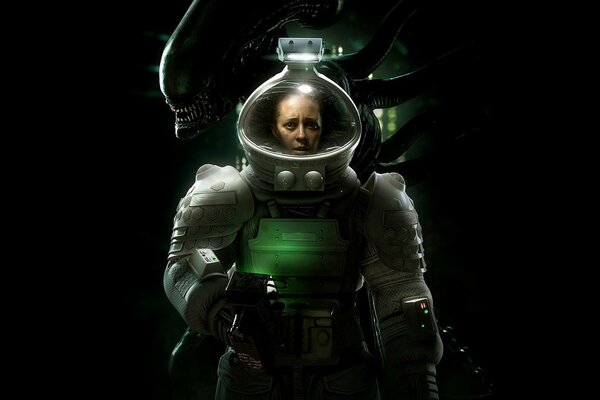 Alien se tient derrière un astronaute dans une combinaison spatiale